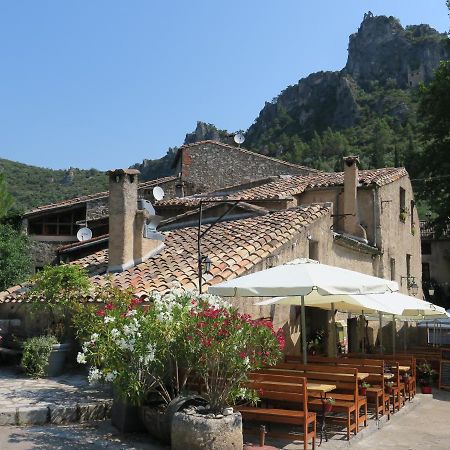 La Taverne de l'Escuelle Saint-Guilhem-le-Desert Exterior foto